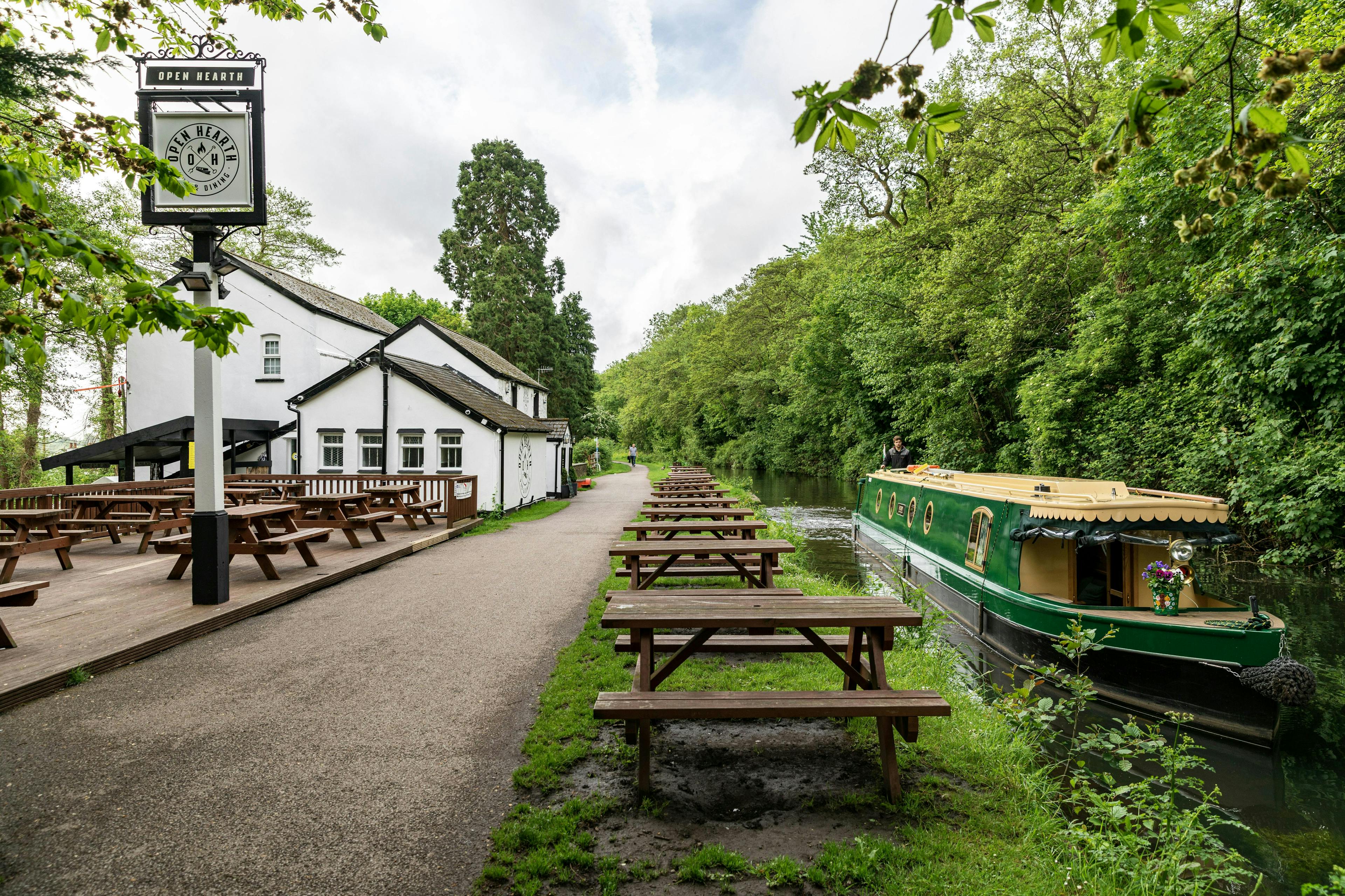 The best pub spots on the Mon & Brec Canal