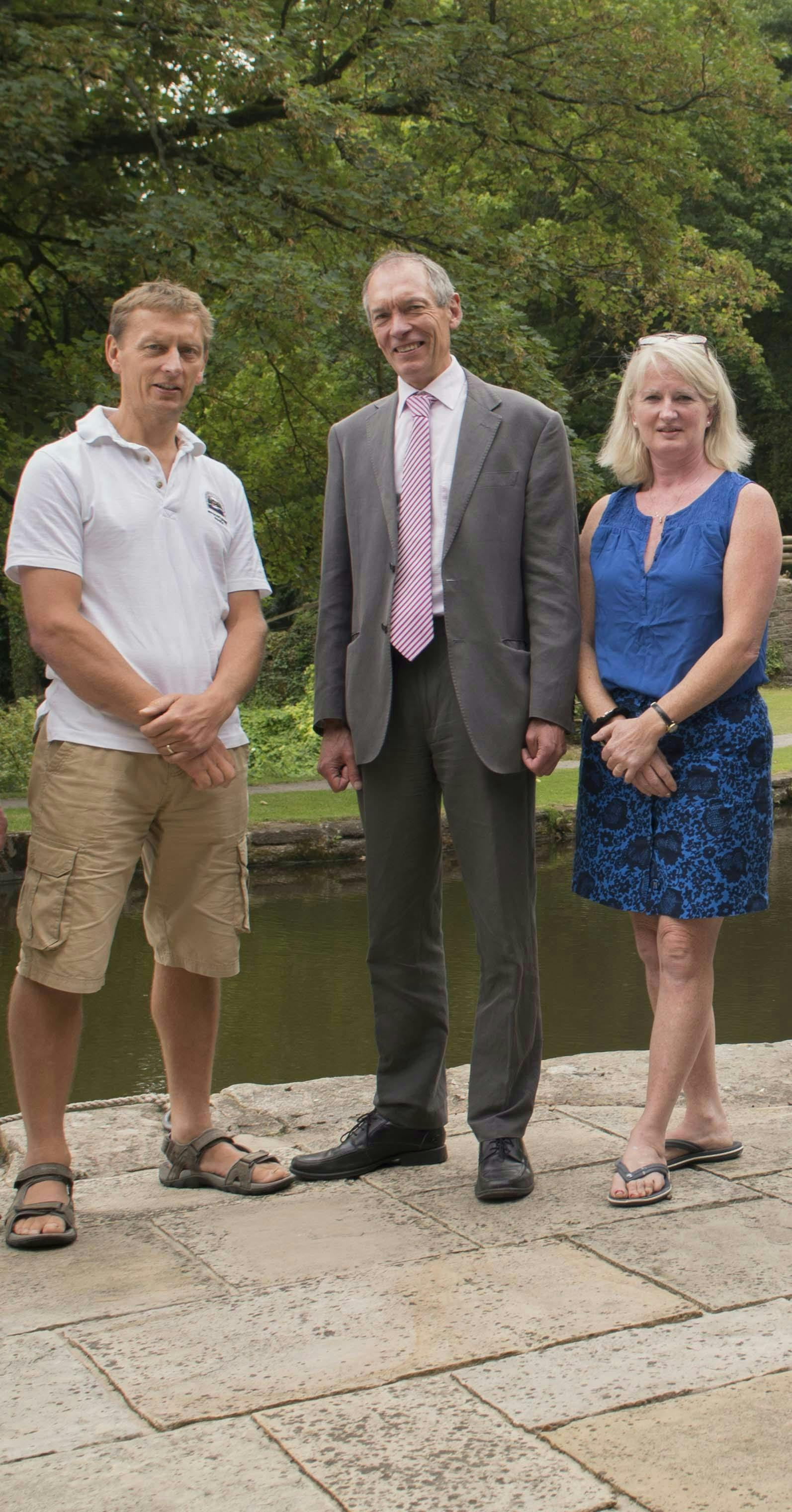 Welsh Government Minister visits Beacon Park Boats